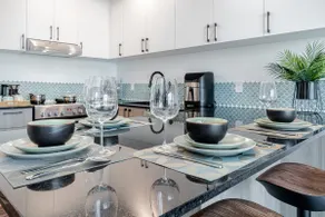 Discount from 2 nights: condo near Old Quebec - Image 2