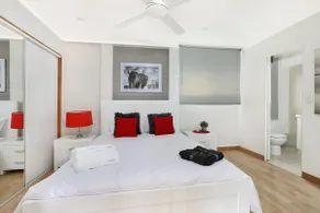 4 Bedroom house - Image 4