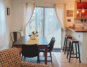 Modern Family Whole House. - Image 3