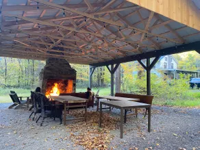 Pocono Mountain Woodrow Farmhouse - Image 4