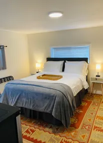 Studio Cottage near downtown Ashland - Queen Bed! - Image 2