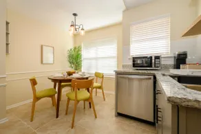 Family Home/Near ATL/5beds/3baths/Sleep12 - Image 3
