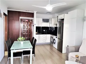 Sunshine apartment with sea view - Image 5