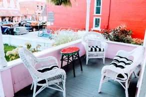 Historic Pink House the heart of a quaint downtown - Image 3