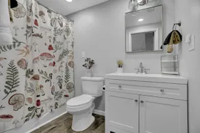 Canton Getaway – Parking Included, Walk Everywhere - Image 5