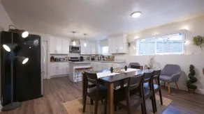 Cozy Modern Seattle Stay Near Airport & Downtown - Image 2