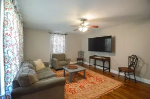 Cute 3 bedroom just minutes from the MSU campus - Image 3