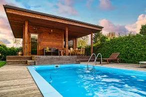 Cozy villa with sauna and pool. - Image 5