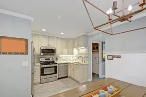 Lovely 2-Bedroom Condo with Pool - Image 5