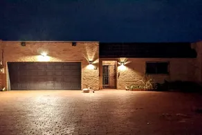 Spanish Modern Home • 2 King Beds • Near Mall - Image 3