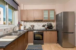 Eleni's Modern Apartment - Image 4