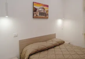 Manfredi Apt: Comfy Apartment & Strategic Location - Image 2