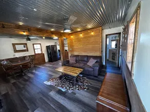 Cozy Cottage on Acreage - Image 3