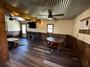 Cozy Cottage on Acreage - Image 4