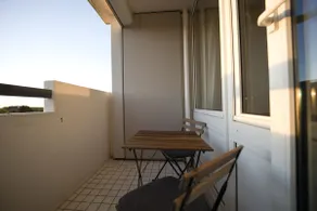Lübeck Sunset Balcony, Workspace & Fast WiFi - Image 5