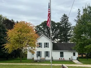 Oak Meadow Farmhouse - Image 2