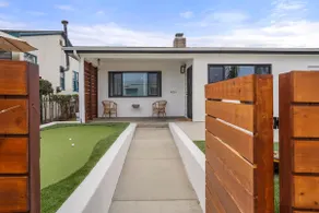 Spectacular Coastal Farmhouse 4BR in Ocean Beach! - Image 5