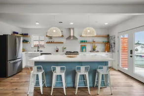 Spectacular Coastal Farmhouse 4BR in Ocean Beach! - Image 4