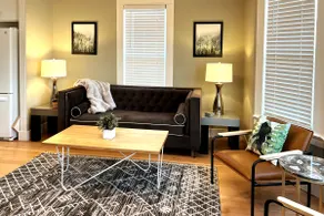 3BR Mashell Cottage in Downtown Near Rainier - Image 4
