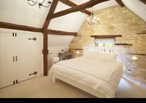 Cotswold Cottage in historic village of Stanton with views over open fields - Image 3