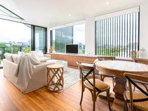 Waterloo - Sunny Modern Urban Sanctuary - Image 3