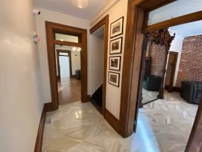 Uptown Athens loft in historic office building - Image 2
