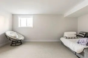 Spacious Family Home. Airport 8min Downtown 15 min - Image 5