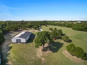 Escape The City | 54 Acre Retreat w/ Pool & Lake - Image 3
