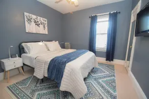 Spacious Apartment! Easy on & off of I-91 & I-90 - Image 2