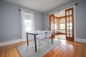 Spacious Apartment! Easy on & off of I-91 & I-90 - Image 5