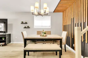 Renovated full home in Toronto - Image 4