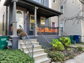 Charming Urban Oasis - Image 3