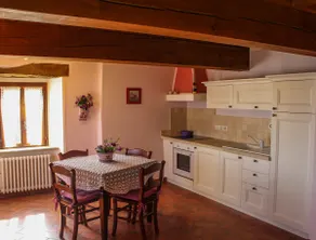 Lilla apartment with valley views - Image 4