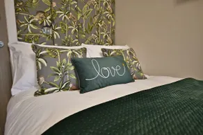 The Milan Suite at Moat House - Image 3