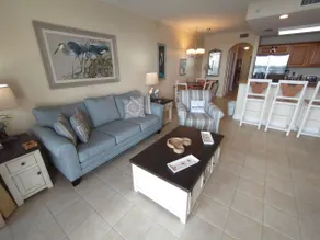  Amazing Lake View! King Bed! Free Parking! Retro Style Near Disney! - Image 3