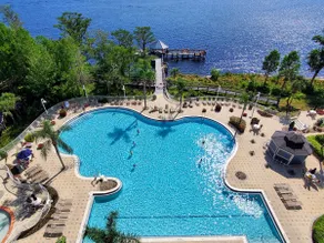 Amazing Lake View! King Bed! Free Parking! Retro Style Near Disney! - Image 5