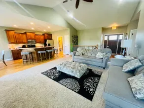 3 Bed/2 Bath Southside executive manor - Image 3