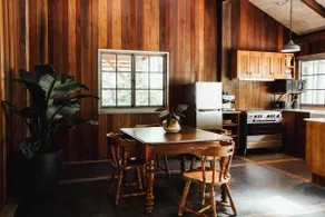 Hinterland Barn, national park, cafés, restaurants - Image 4