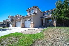 Beauty of Montclair home - Image 5