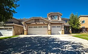Beauty of Montclair home - Image 4