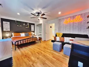 1bd/1ba 2 miles to dwntwn Asheville, hot tub. - Image 4
