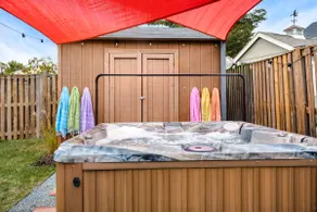 Eclectic Retreat w/ *HOT TUB* | 10 Mins to DC! - Image 2