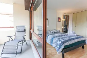 Central apartment, harbor view, pool - Image 5