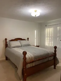Cheerful 2 Bedroom - Image 4