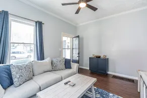 Cozy 1-bedroom in Lexington - Image 3