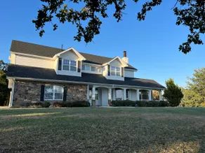 4 BR 2.5 BA Home on 148 acres Weddings and Events - Image 2