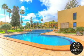 Apartment with terrace overlooking pool 201 - Image 2
