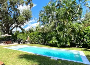 Private Pool Home*near Wynwood & Beach*Central MIA - Image 3
