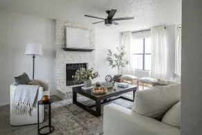Stylish house 10 minutes from Domain - Image 3