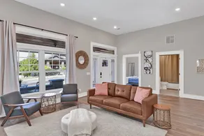 Avondale Charmer-Comfort & Style - Image 4